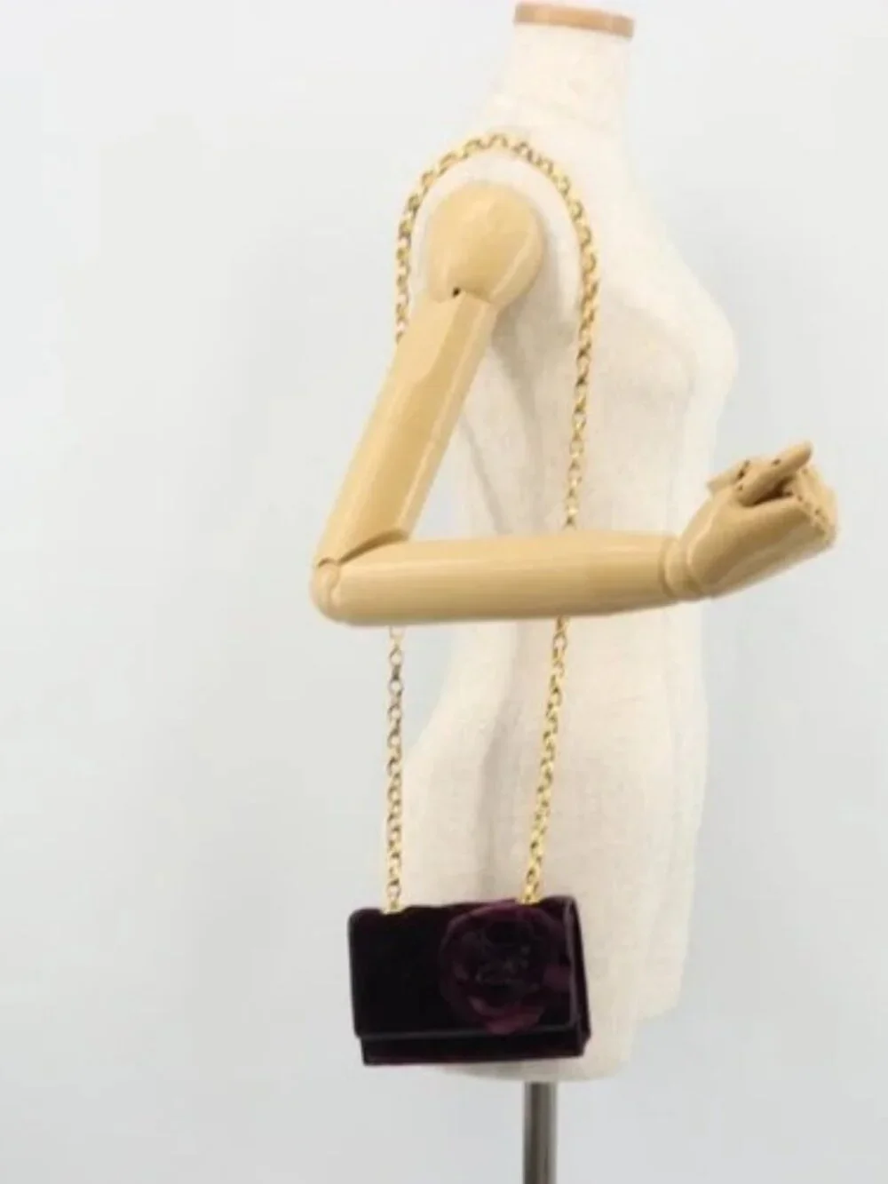CHANEL Matelasse Chain Camelia Shoulder Bag Velor Purple Gold CC Auth YKZ1012V